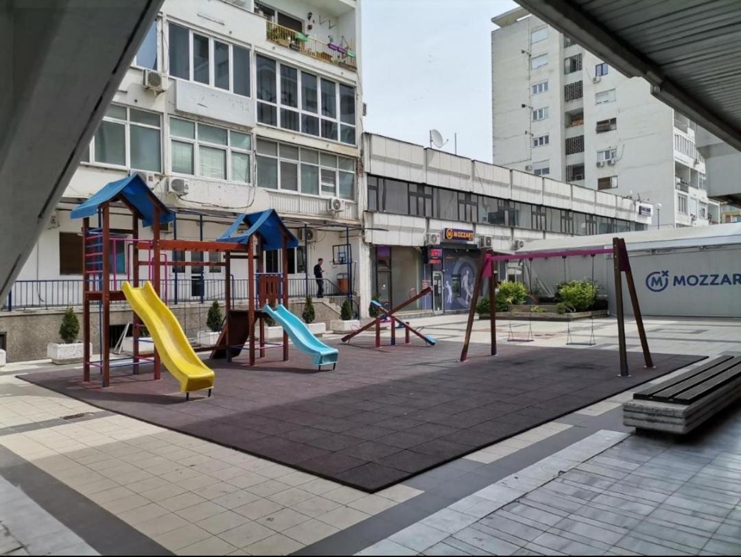 Calla 5 Apartment - Main Square, In The City Shopping Center - Parking Slot With Security And Video Camera Üsküp Dış mekan fotoğraf