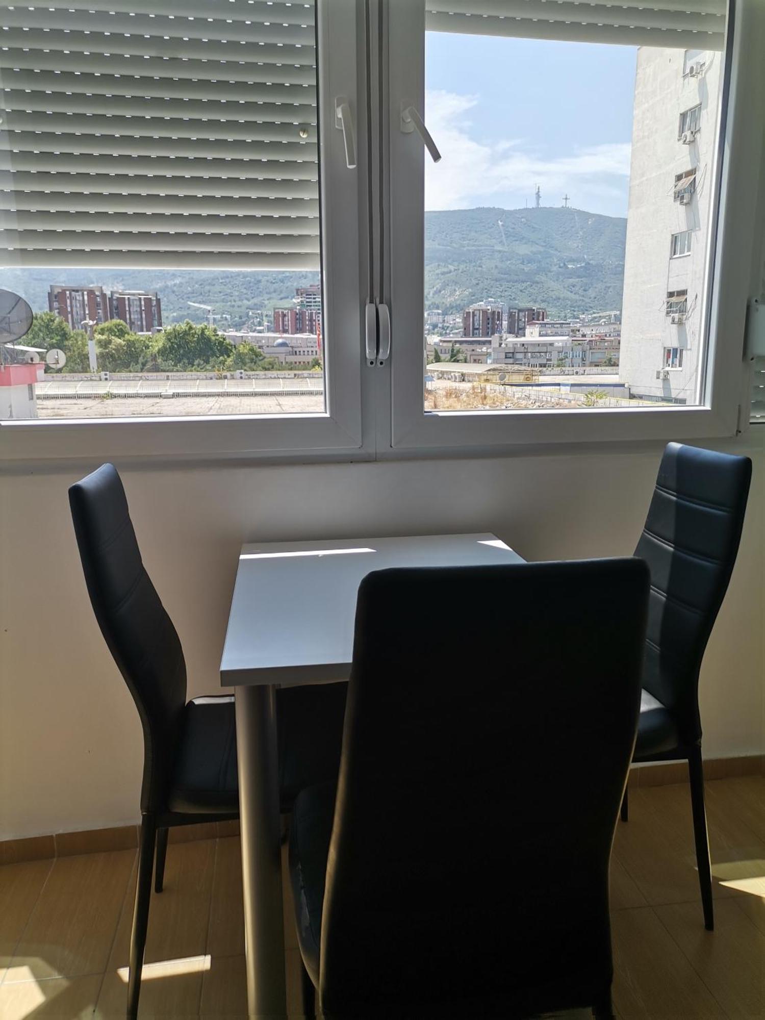 Calla 5 Apartment - Main Square, In The City Shopping Center - Parking Slot With Security And Video Camera Üsküp Dış mekan fotoğraf