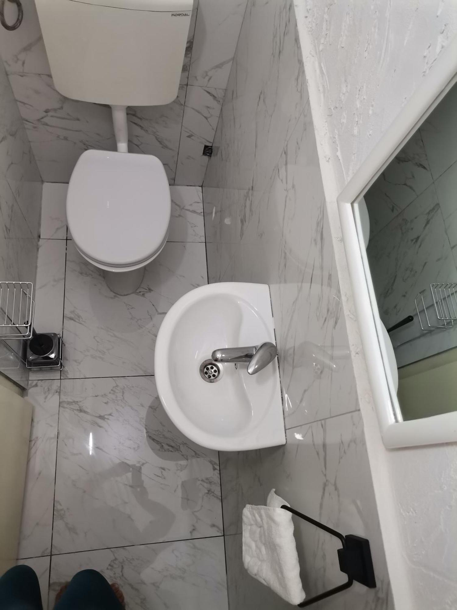 Calla 5 Apartment - Main Square, In The City Shopping Center - Parking Slot With Security And Video Camera Üsküp Dış mekan fotoğraf