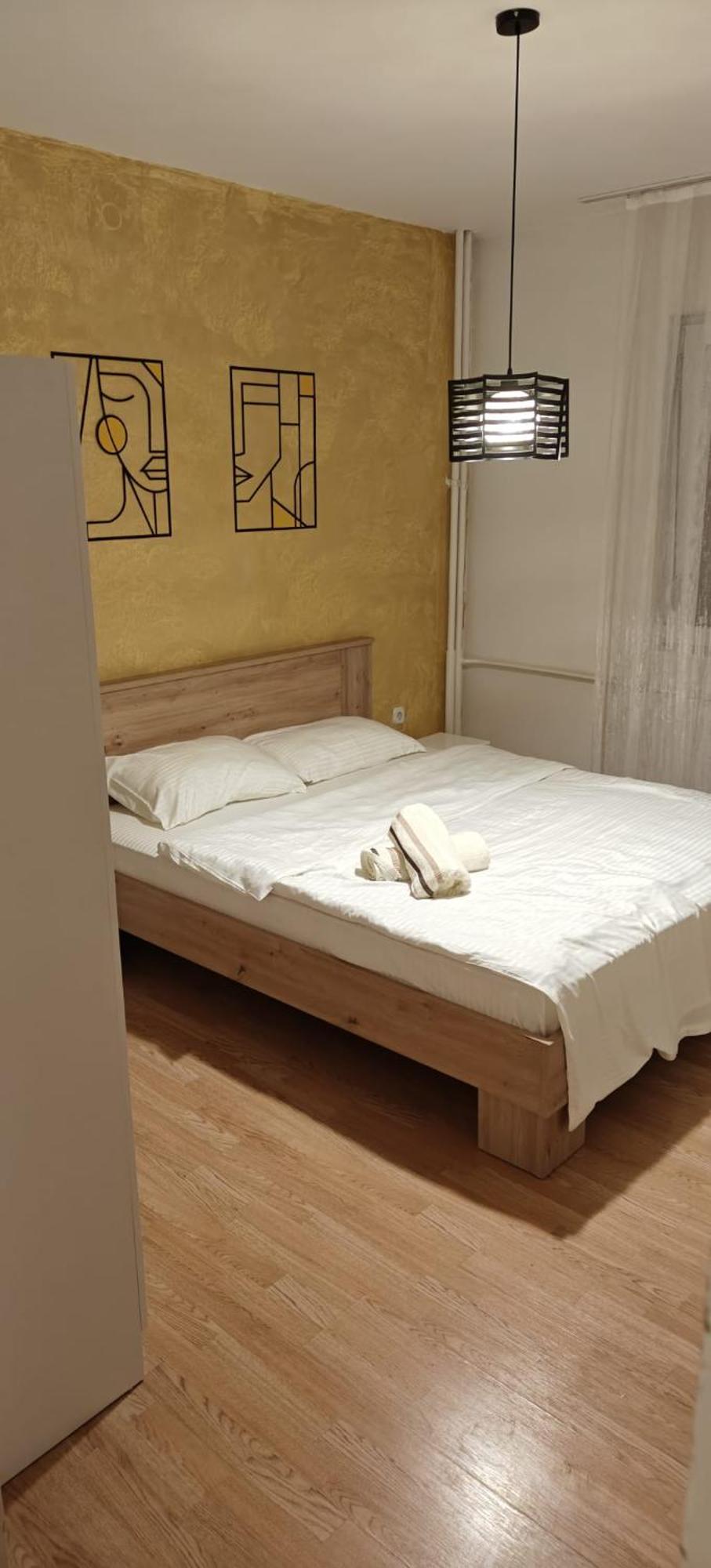 Calla 5 Apartment - Main Square, In The City Shopping Center - Parking Slot With Security And Video Camera Üsküp Dış mekan fotoğraf