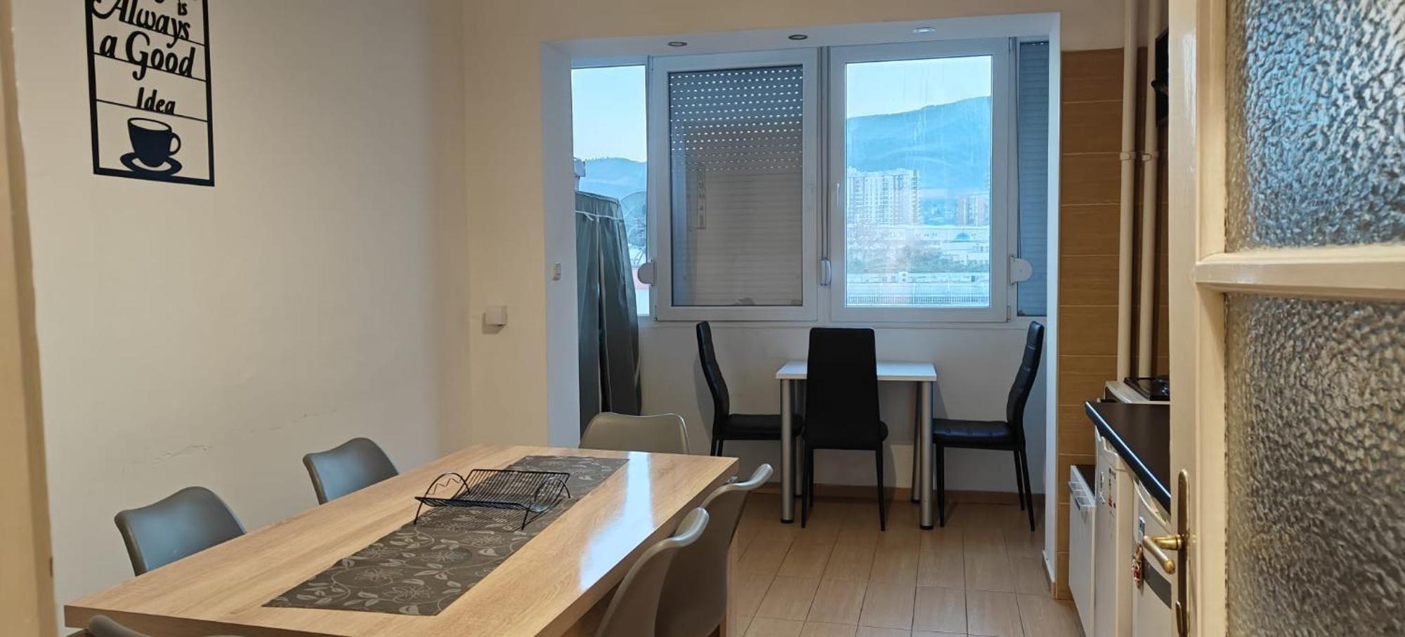 Calla 5 Apartment - Main Square, In The City Shopping Center - Parking Slot With Security And Video Camera Üsküp Dış mekan fotoğraf